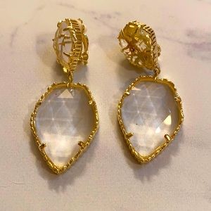 Feminine and pretty drop earrings